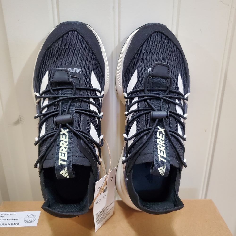 Adidas Terrex Hiking shoes - Picture 3 of 5